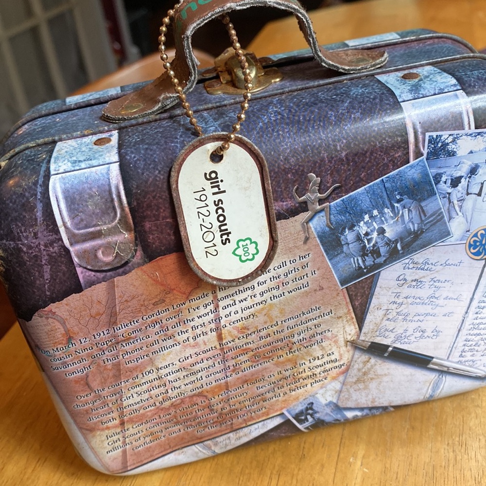 Girl Scouts 100 Year Anniversary Tin Prop 1912 - 2012 Journey of A Lifetime 7x5
